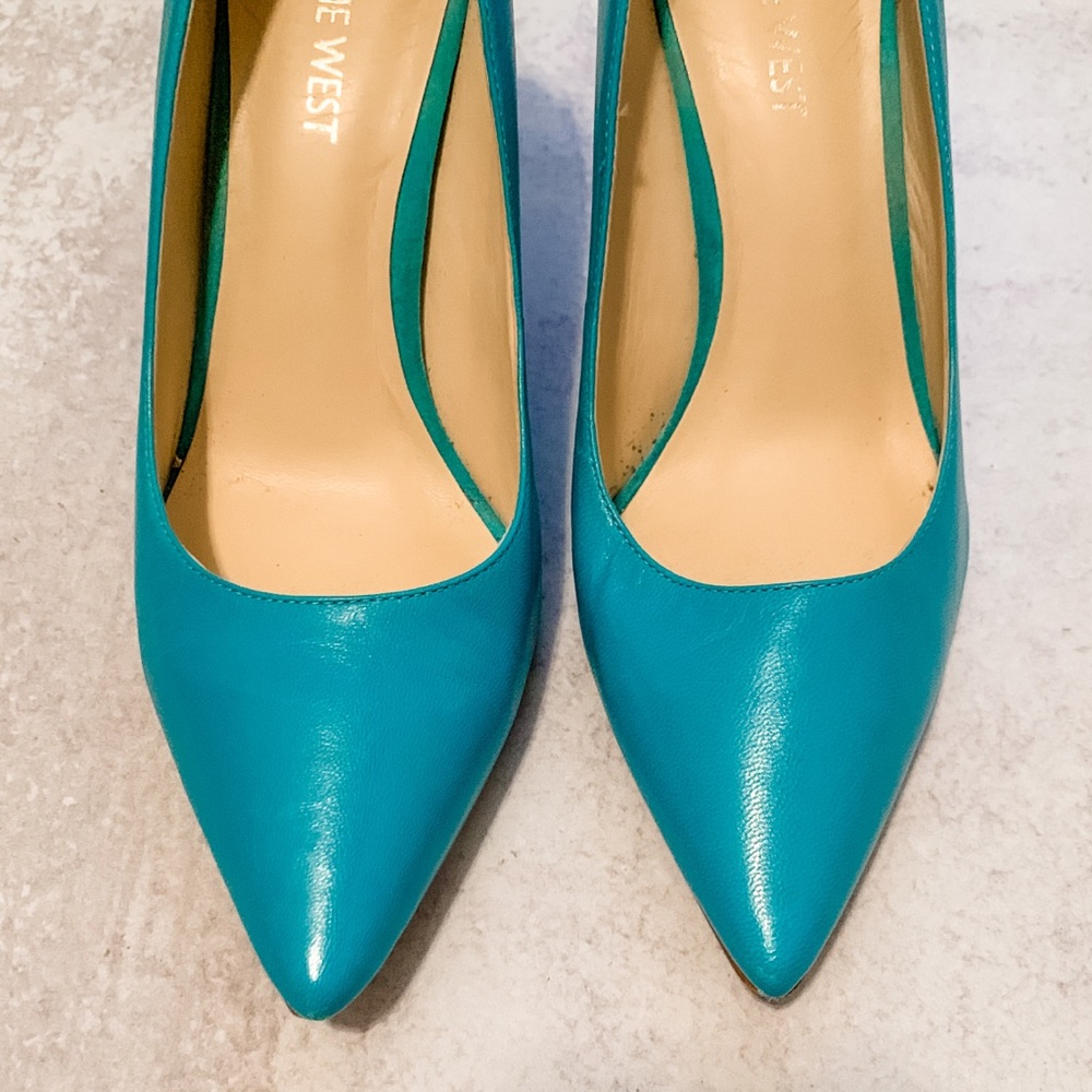 Nine West Turquoise Heels Size 7.5